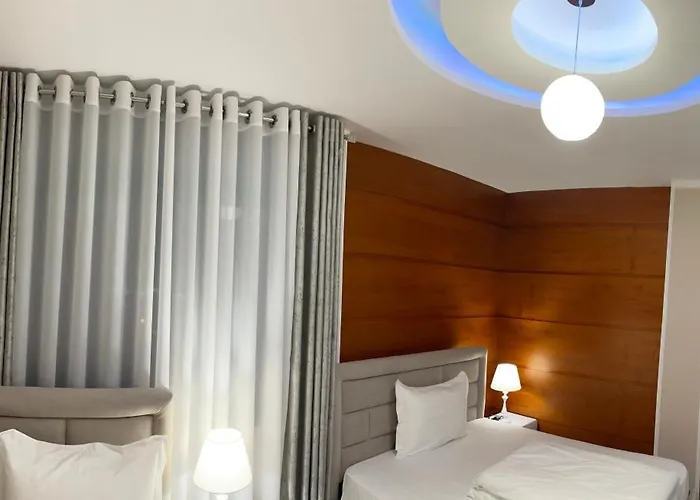 Sun Tower Luxury Suite-view From Of Center Appartement *