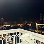 Daire Sun Tower Luxury Suite-view From Of Center