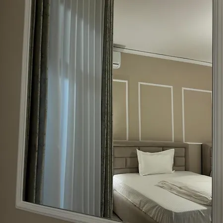 Sun Tower Luxury Suite-view From Of Center Апартаменты