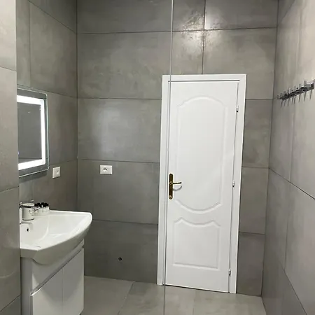 Апартаменты Sun Tower Luxury Suite-view From Of Center