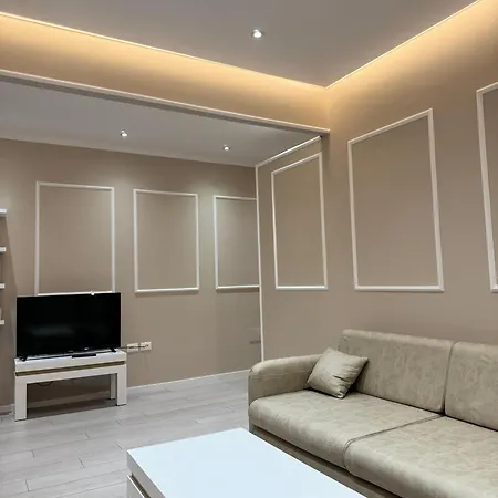 Sun Tower Luxury Suite-view From Of Center * Тирана